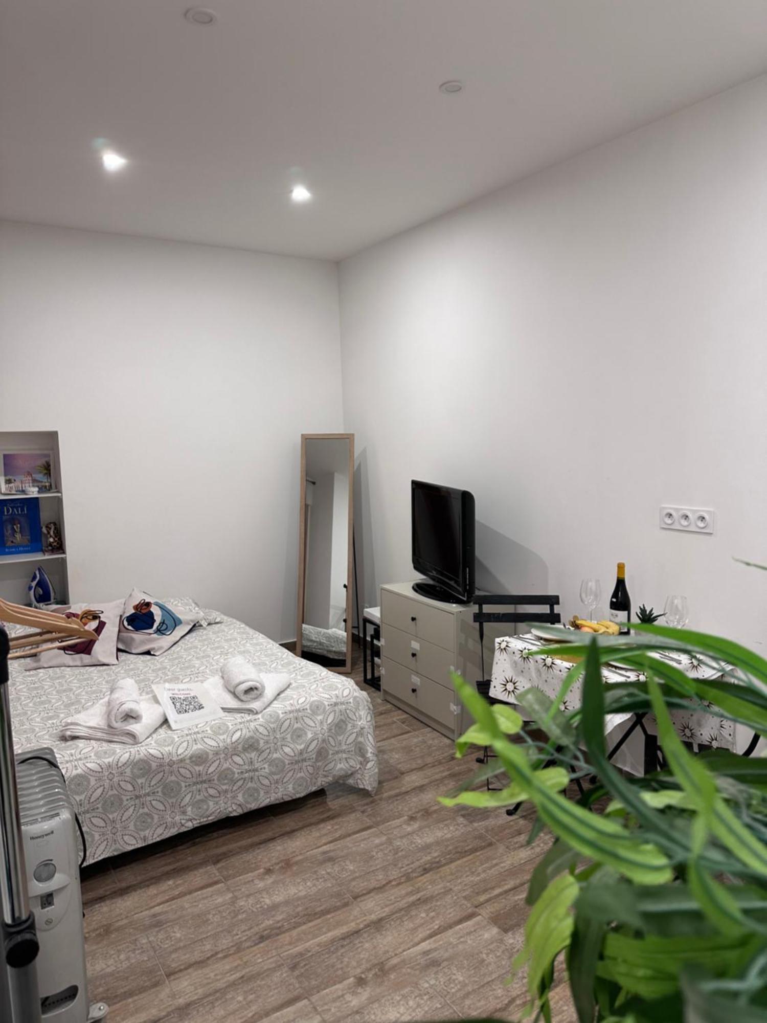 Cosy Studio Vieux Nice A 2 Pas De La Mer Bagian luar foto